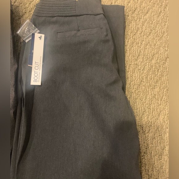 Reitmans Dress pants Size 2P - Picture 9 of 10